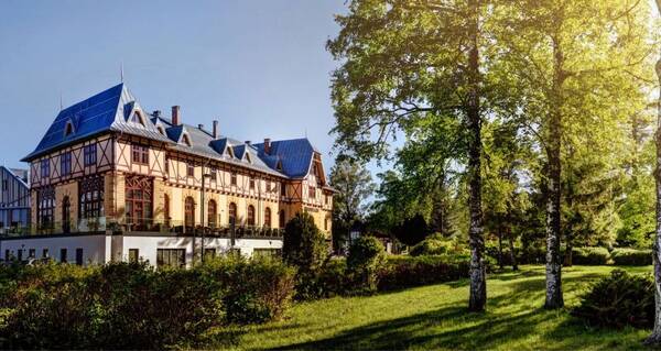 Hotel Lomnica *****