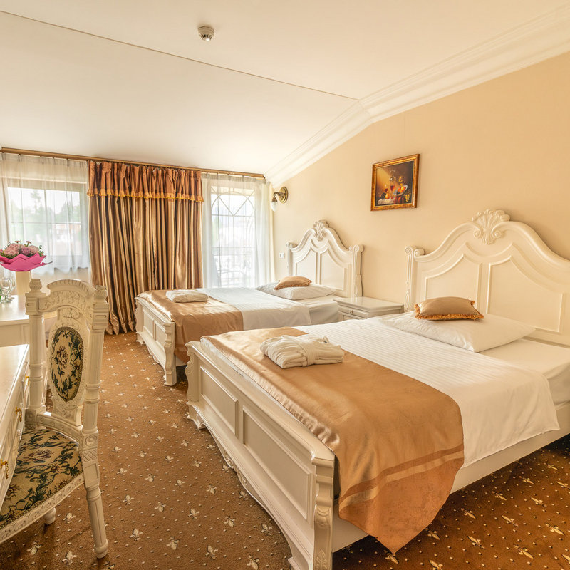 Ubytování s polopenzí víkend / svátek 