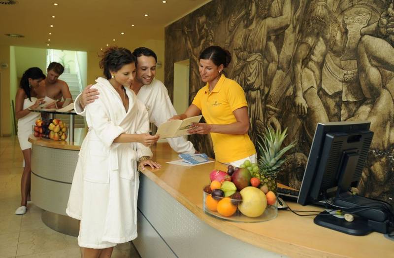 Savoy Westend Hotel *****