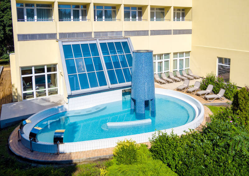 Výhodný wellness pobyt s all inclusive stravou, neomezeným vstupem do bazénů, saunového světa a jednou nocí navíc zdarma.