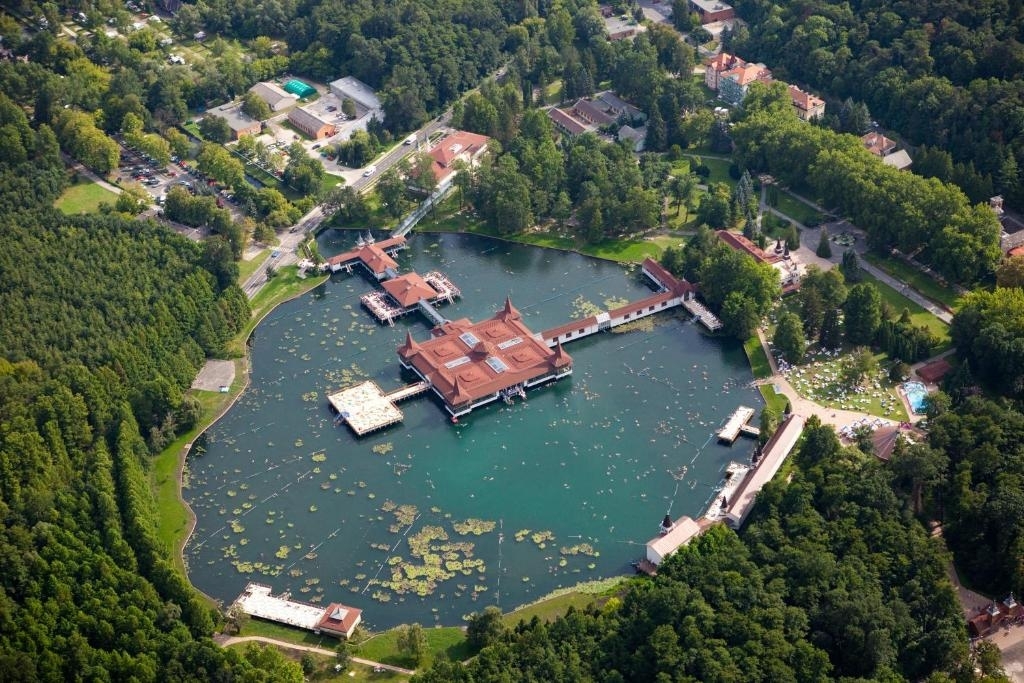 Ubytování s polopenzí