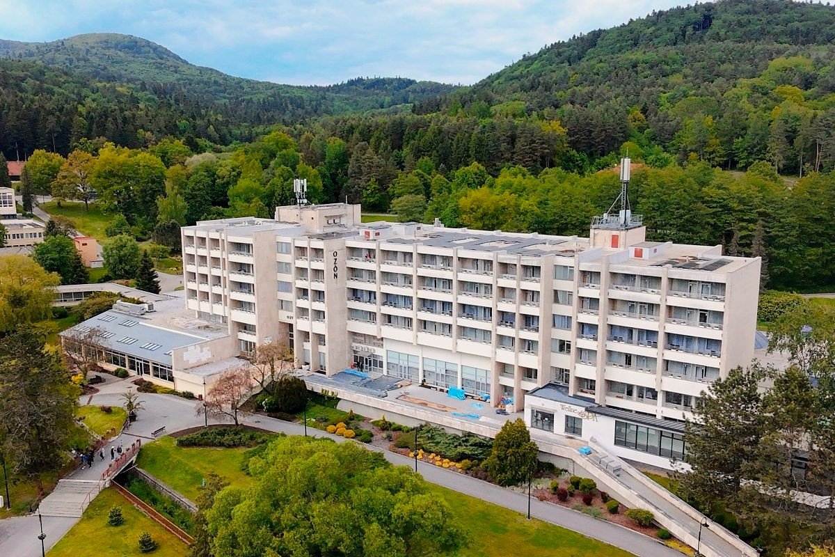 Hotel Ozón ***
