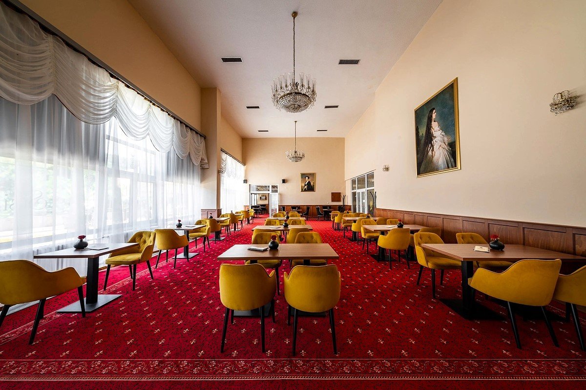 Hotel Ozón ***