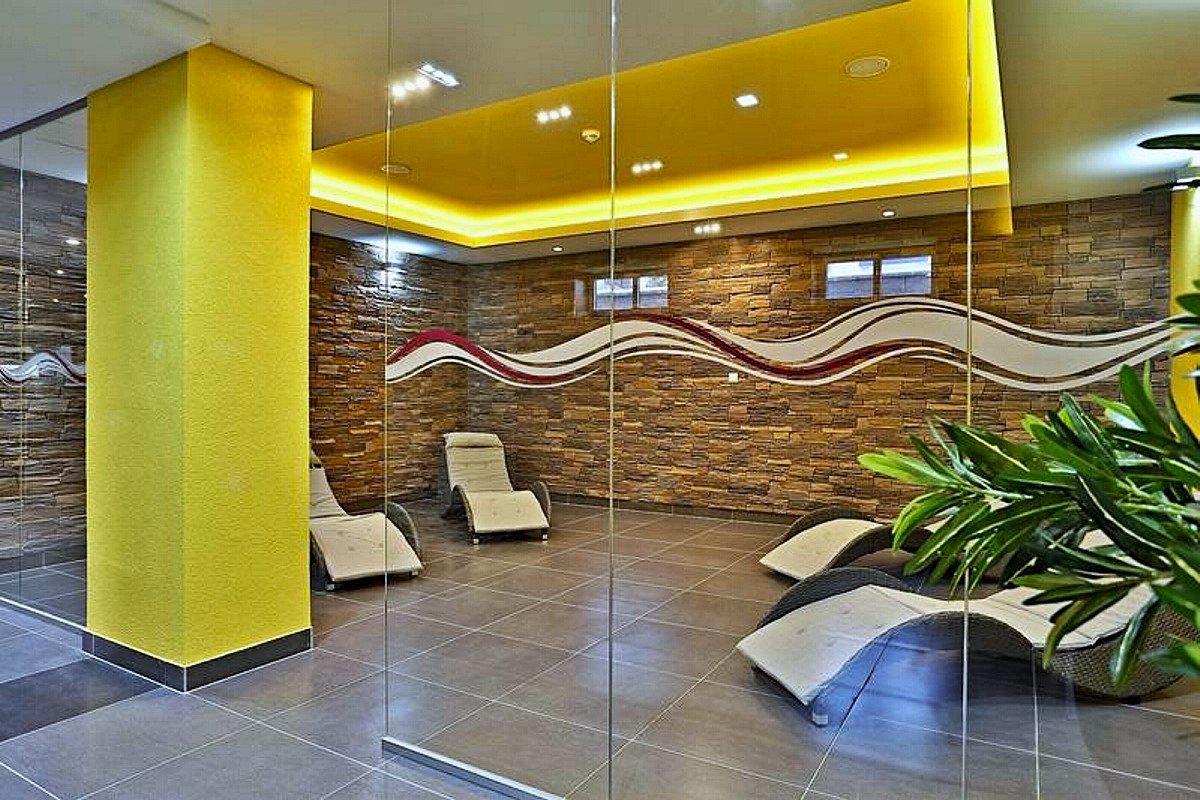 Hotel Alexandr ****