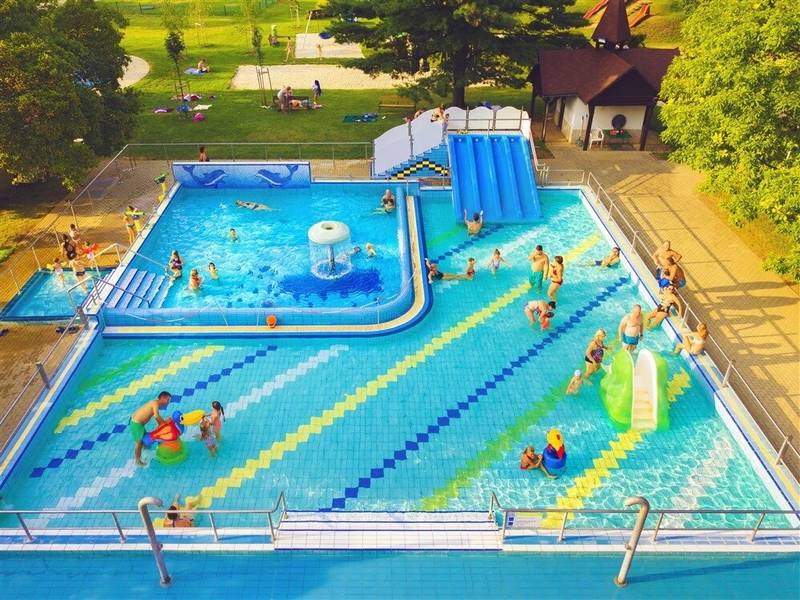 Svátky 2026 - Repce Gold