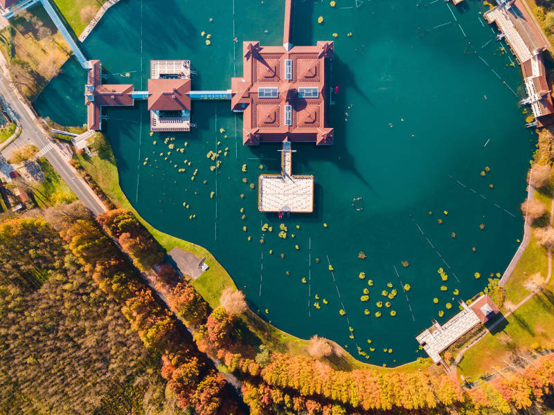 Panorama relax se vstupem do terálního jezera Hévíz