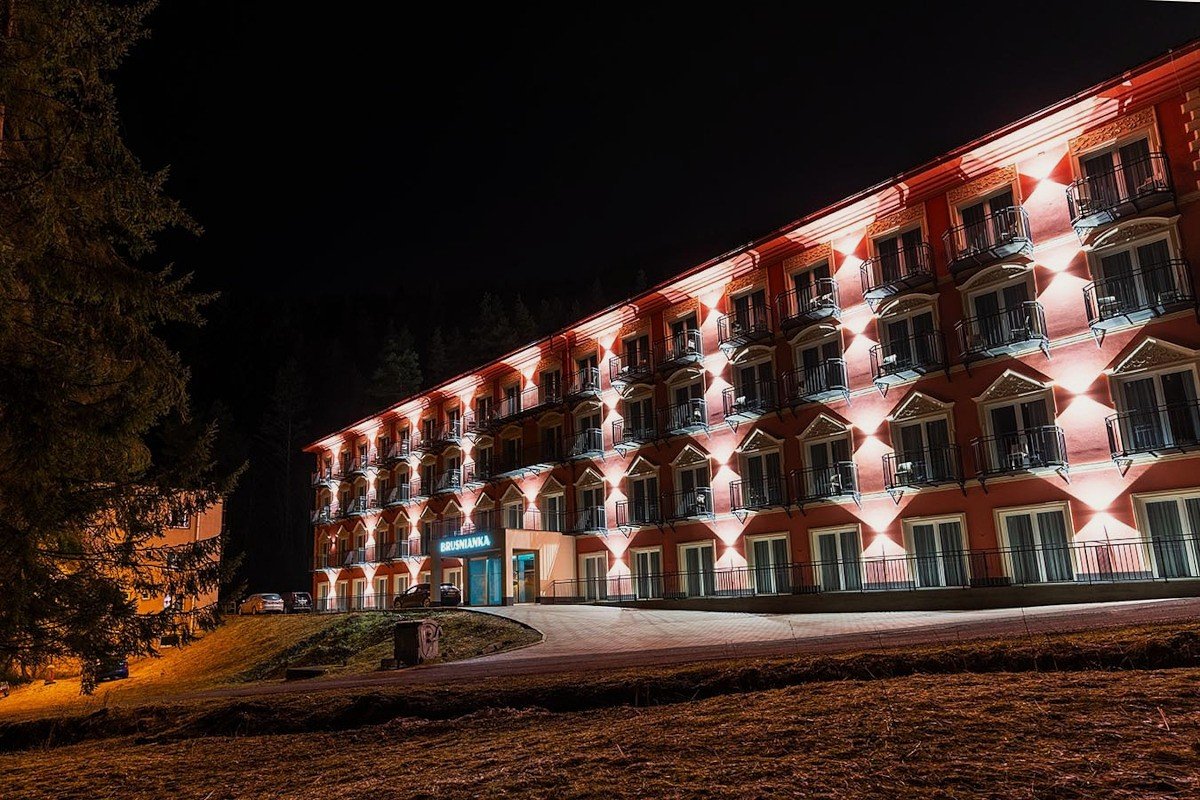 Dependance Brusnianka ***