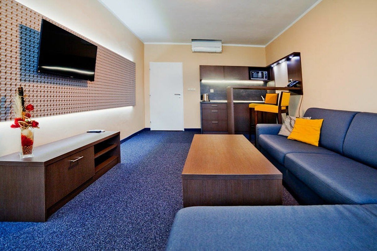 Apartmá s balkonem/2.patro