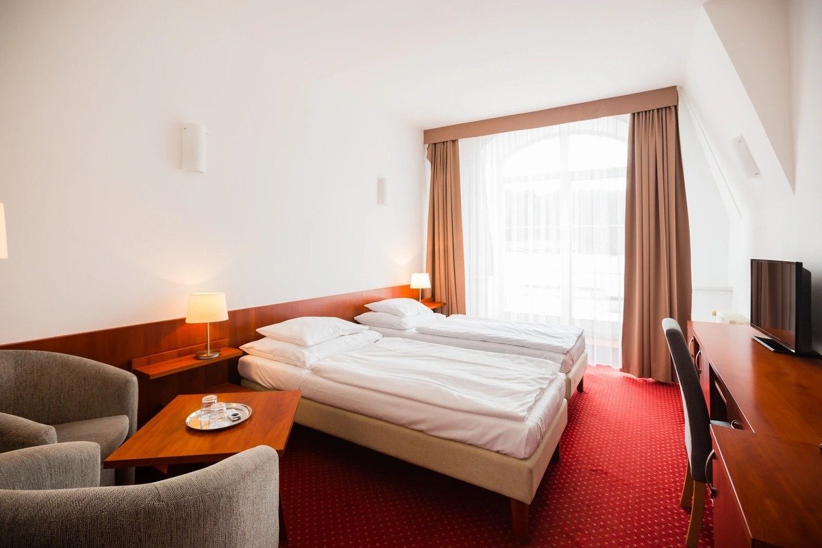 Superior s balkonem ****