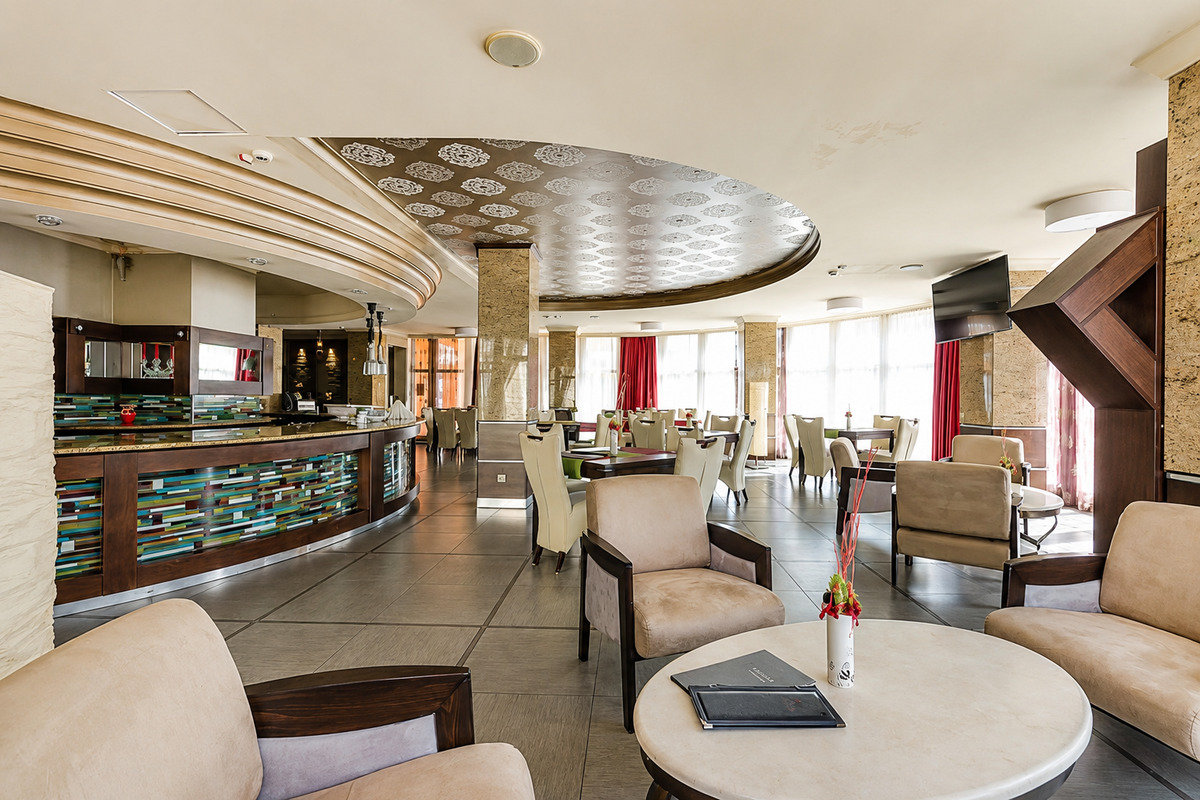 Hunguest Hotels Zrt. Hotel APOLLO ****