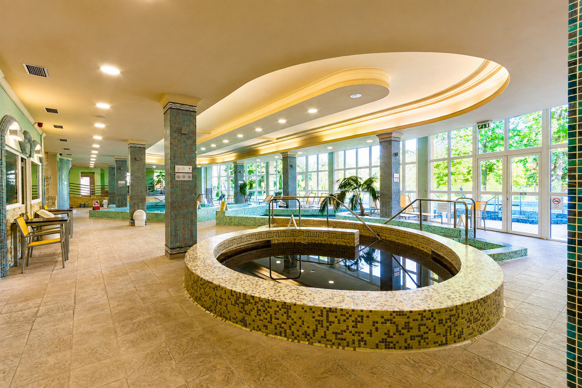 Hunguest Hotels Zrt. Hotel APOLLO ****