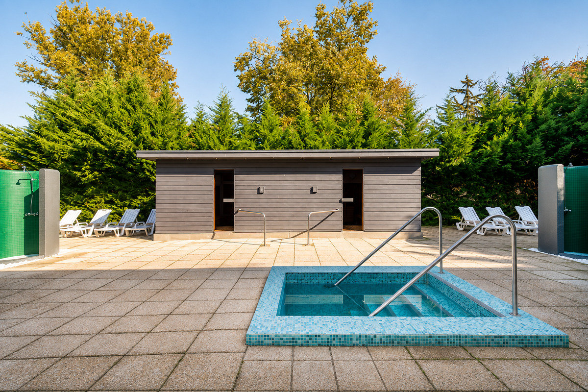 Hunguest Hotels Zrt. Hotel APOLLO ****